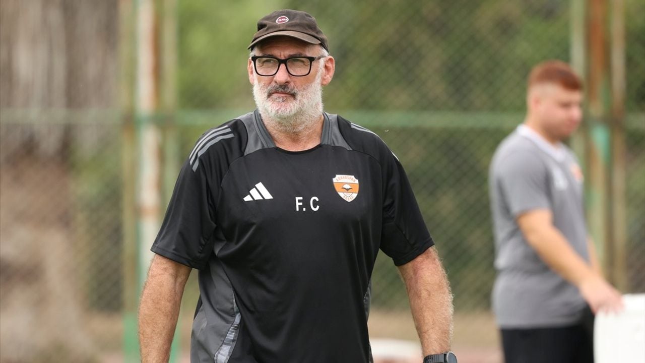 Adanaspor, François Ciccolini ile Anlaşarak Yollarını Ayırdı