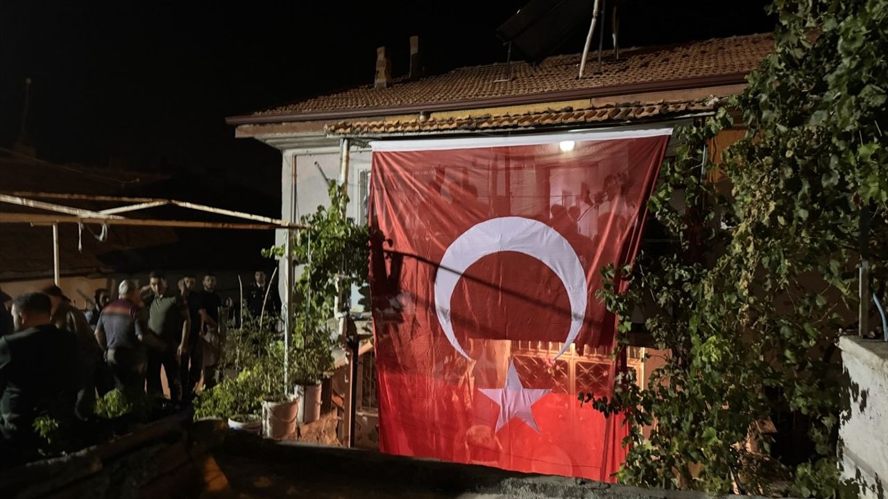 Afyonkarahisar'da Şehit Haberi: Piyade Uzman Çavuş Onur Çapan'ın Annesine Üzücü Mesaj