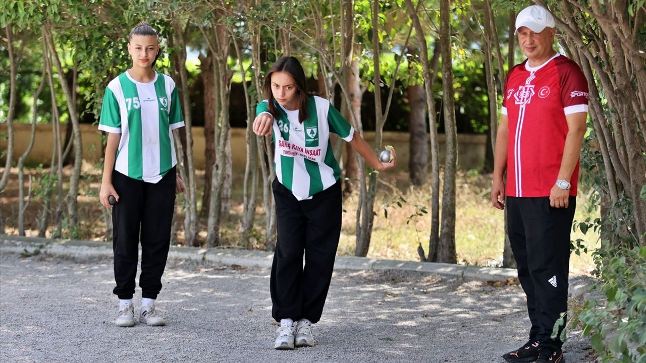 Alaçam’ın Bocce Yıldızı Eda Nur Kır Avrupa Şampiyonası’na Hazır