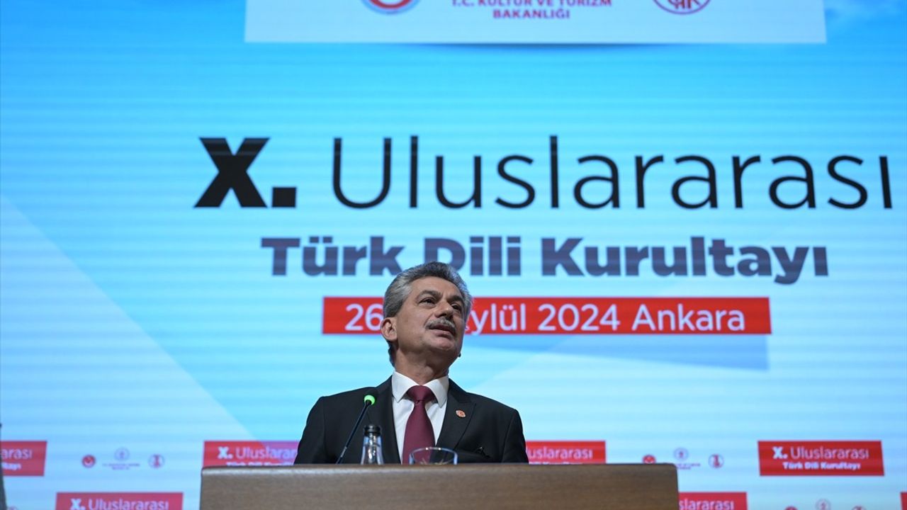 Ankara'da 10. Uluslararası Türk Dili Kurultayı Başladı