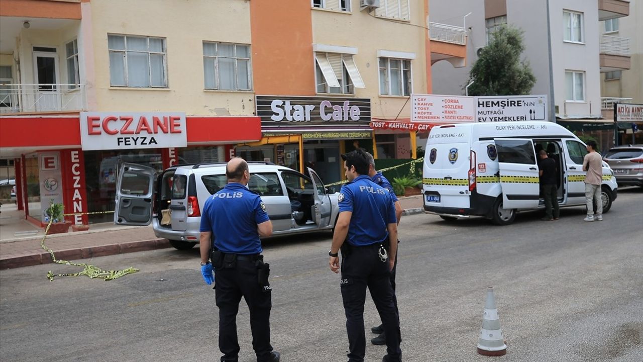 Antalya'da Kanser Hastası Aracında Hayatını Kaybetti