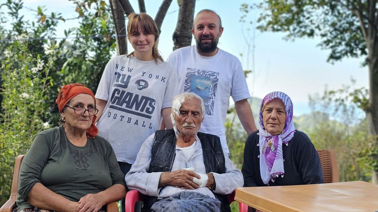 Artvin'de Yıkılan Bina Altında Kalan 93 Yaşındaki Ziya Tatar'ın Korku Dolu Anları