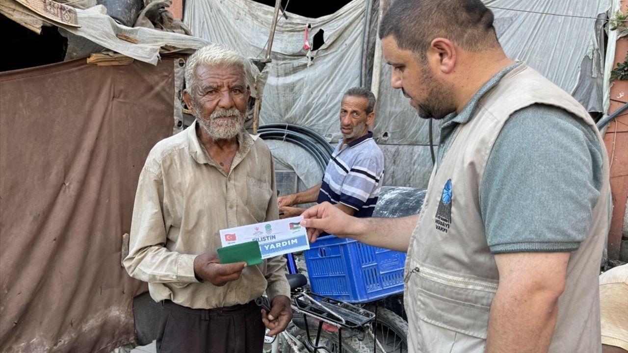 Aziz Mahmud Hüdayi Vakfı, Gazze'deki İnsani Yardımlara Devam Ediyor