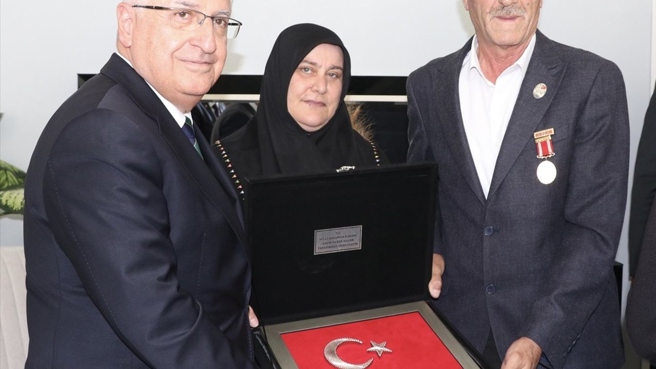 Bakan Güler'in Bayburt'ta Tehditlere Karşı Stratejileri