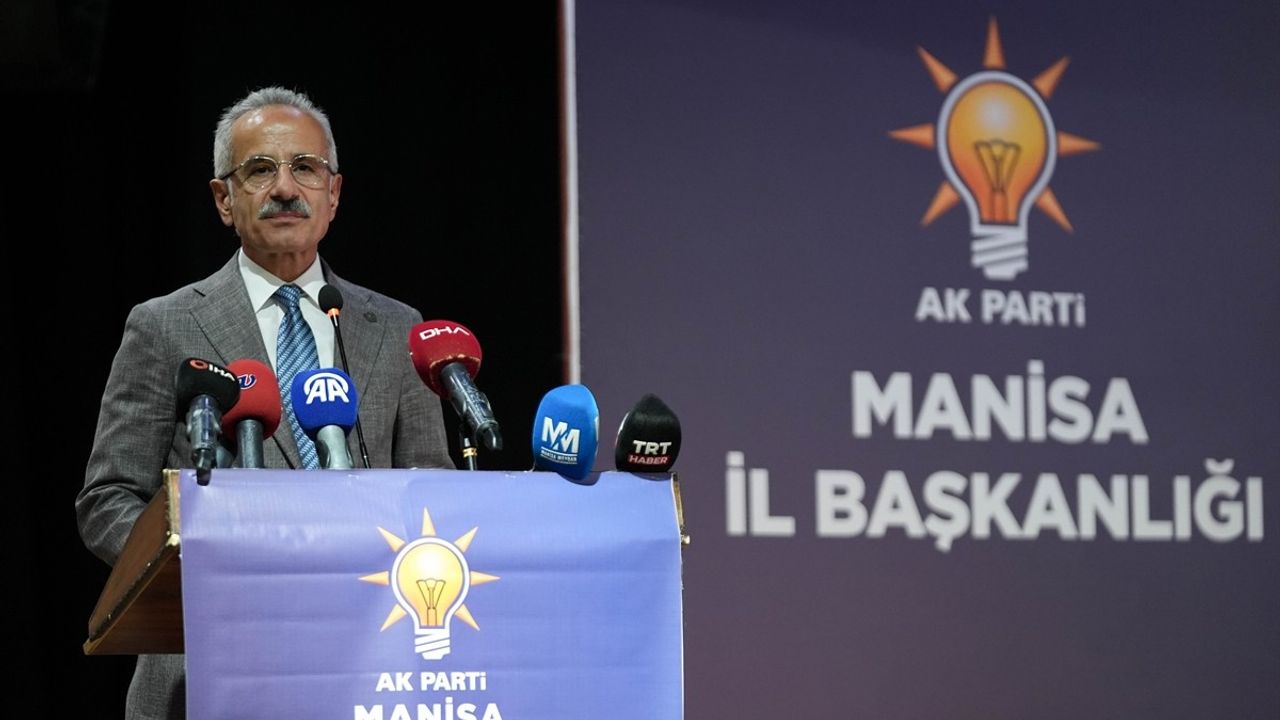 Bakan Uraloğlu, Manisa'da Hızlı Tren Projesi Müjdesini Verdi