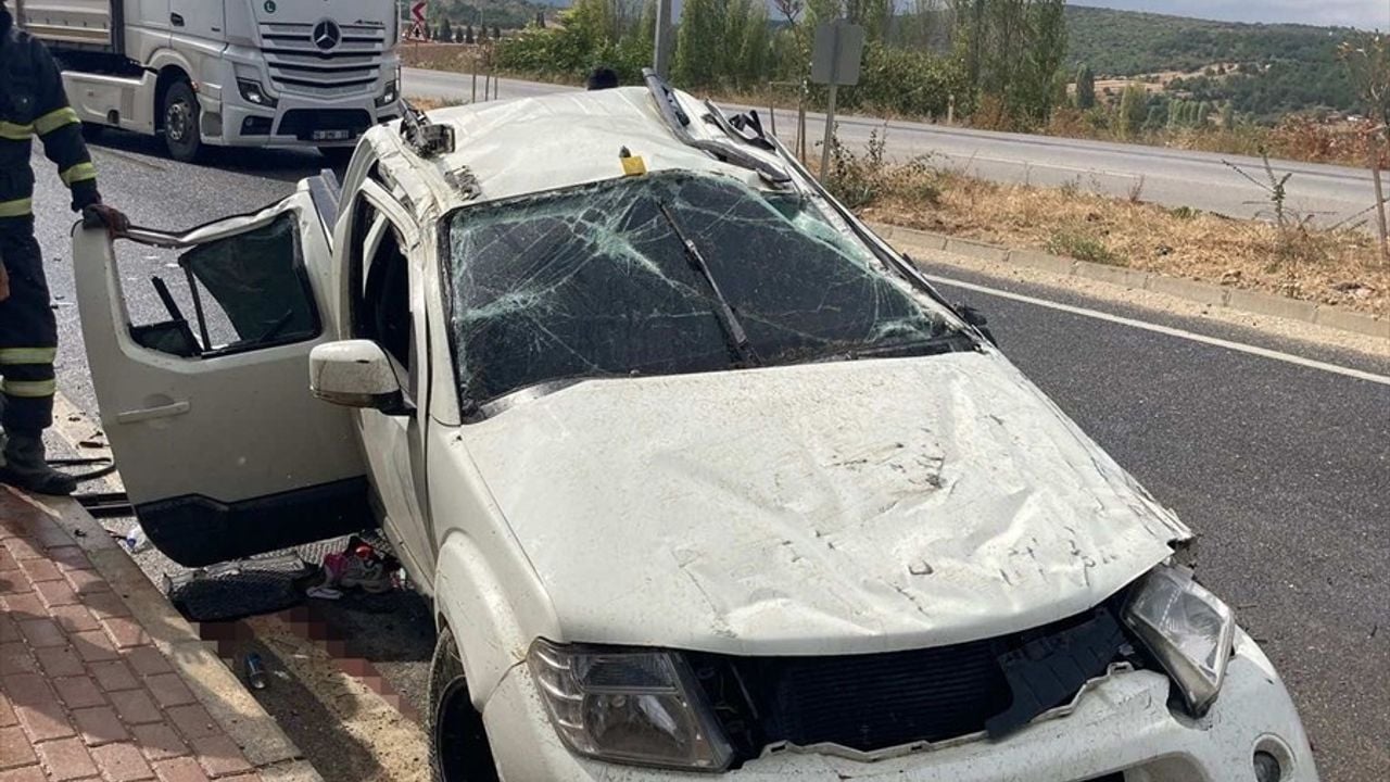 Bilecik'te Trafik Kazası: Bir Ölü, Üç Yaralı