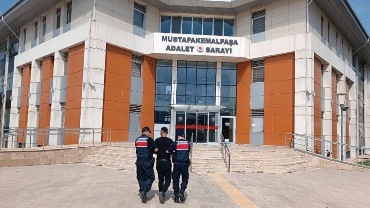 Bursa'da 15 Yıl 6 Ay Hapis Cezası Bulunan Firari Hükümlü Tutuklandı