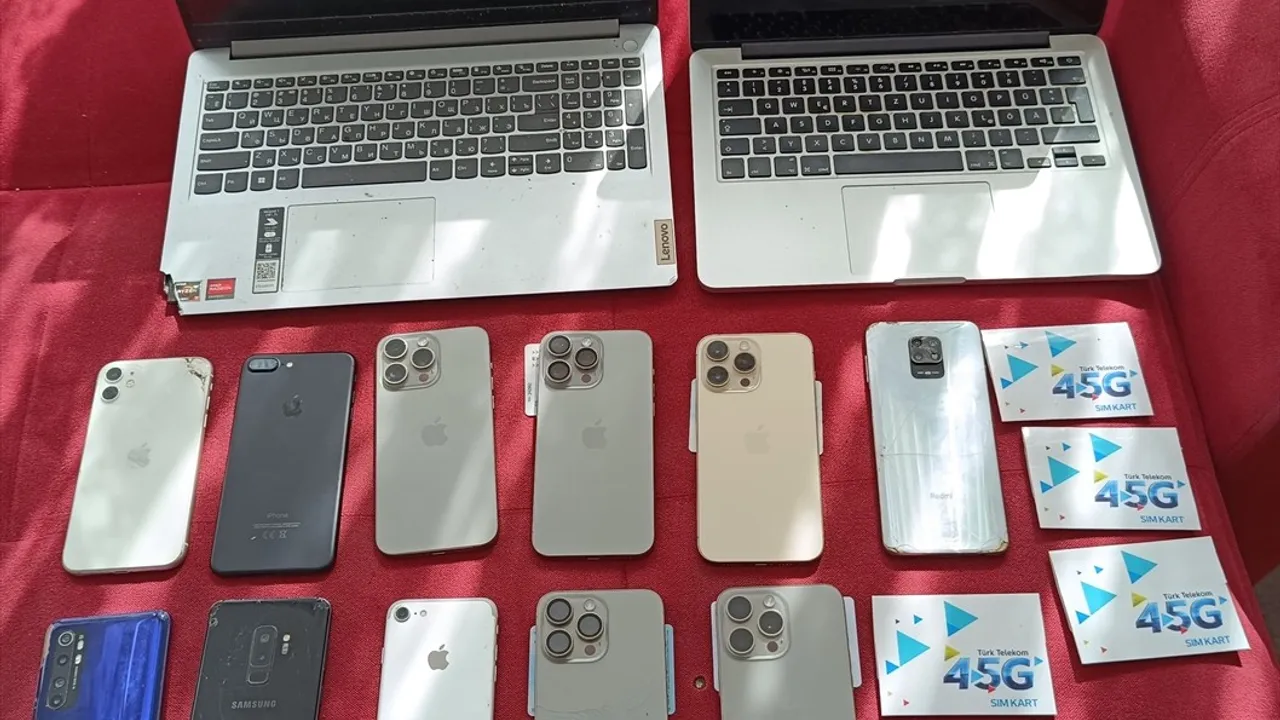 Bursa'da Dolandırıcılık Operasyonu: 2 Şüpheli Tutuklandı