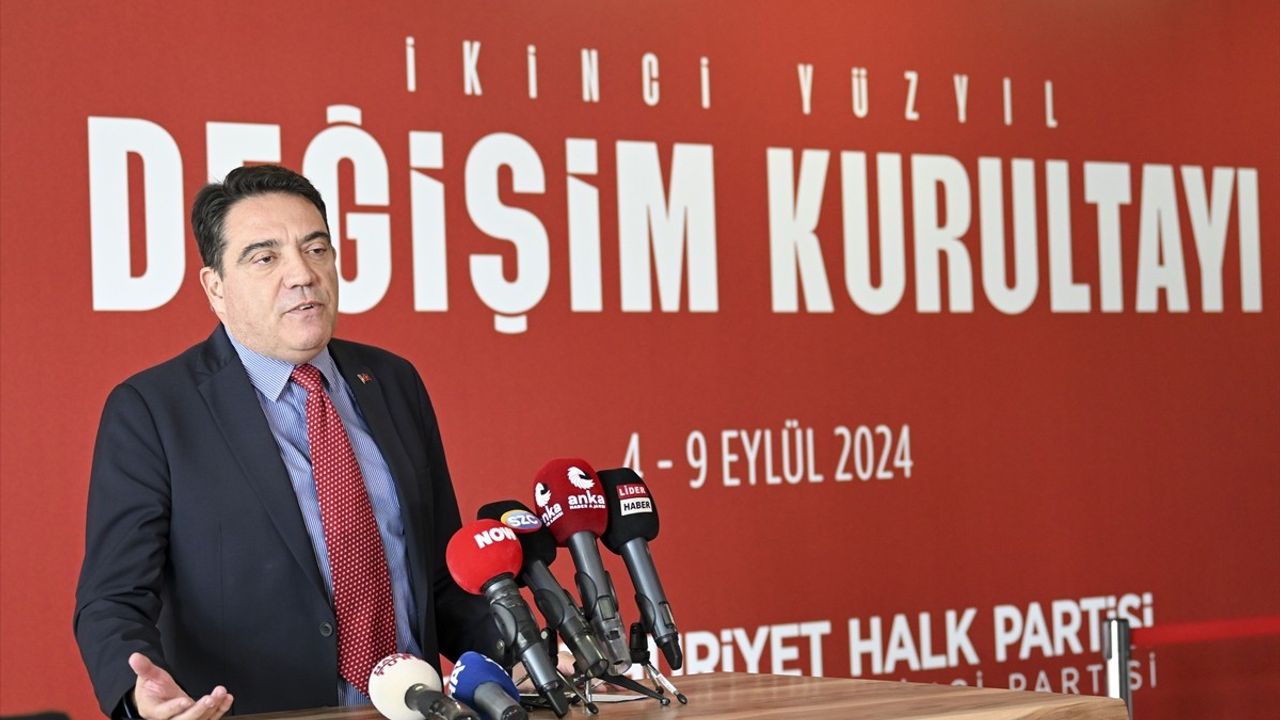 CHP'li Bağcıoğlu'ndan Mezuniyet Törenine Destek