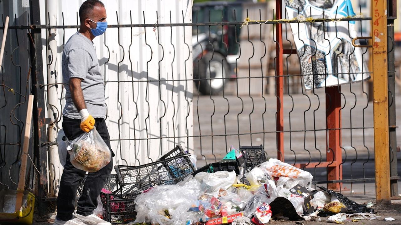 Çiğli'de Çöp Krizi: Koku ve Kirlilik Artıyor