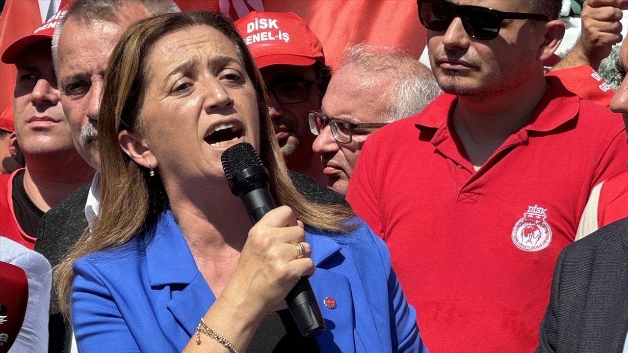 DİSK Genel Başkanı Arzu Çerkezoğlu Trakya'da İşçi Buluşması Düzenledi