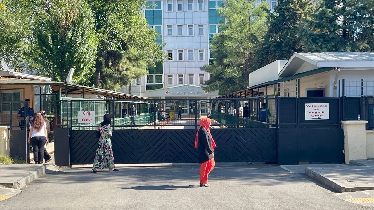 Diyarbakır'da Narin Güran'ın Ölümü Üzerine 22 Şüpheli Adliyeye Sevk Edildi