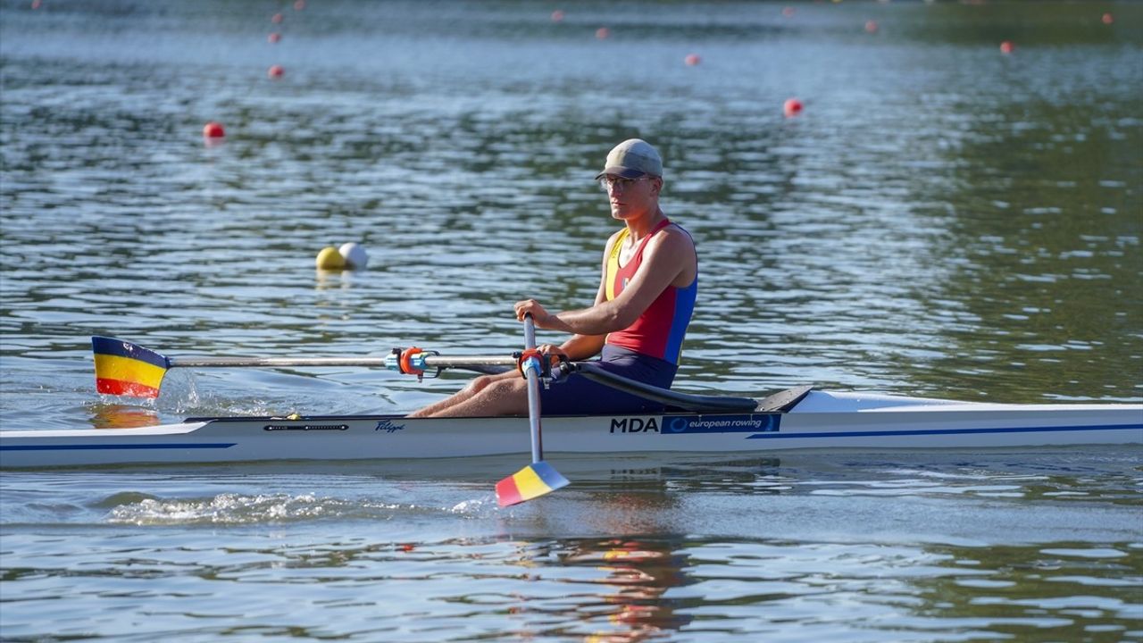 Edirne'de Avrupa Kürek Şampiyonası Son Gün Yarışları Başladı