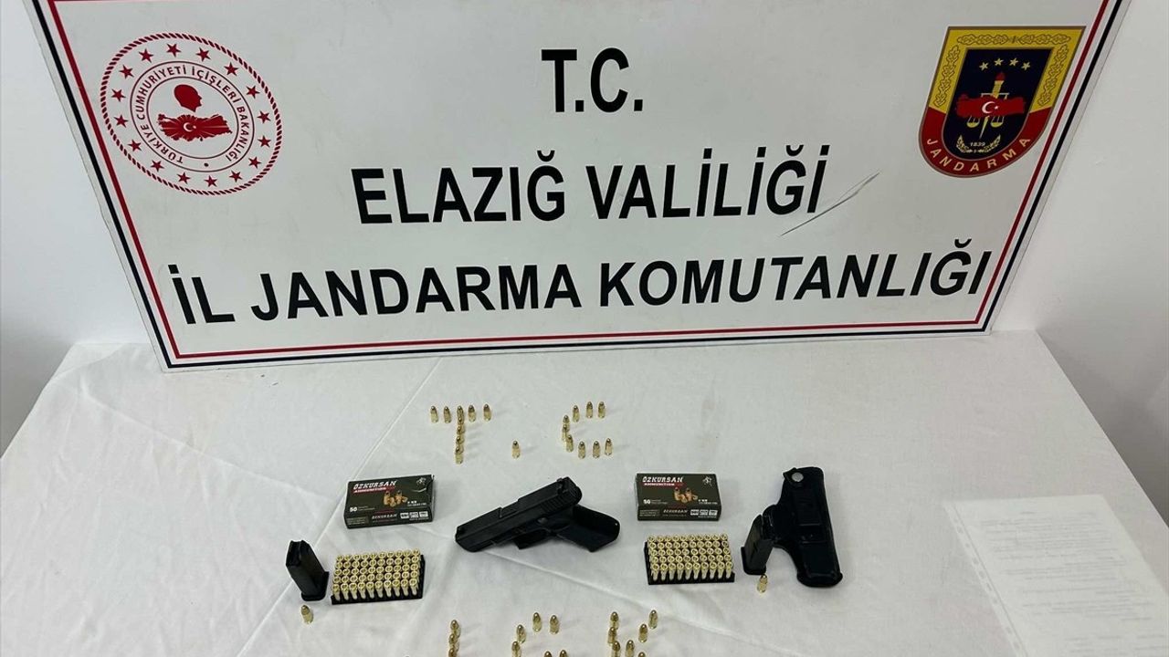 Elazığ'da Düğün Mirelleri Yükseldi: Havaya Ateş Açan Şüpheli Yakalandı