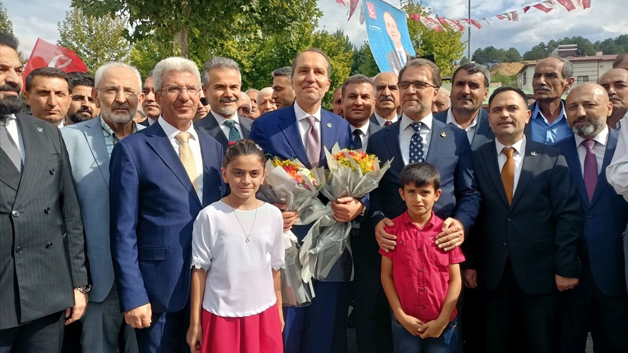 Erbakan, Bingöl'de Ziyaretlerde Bulundu