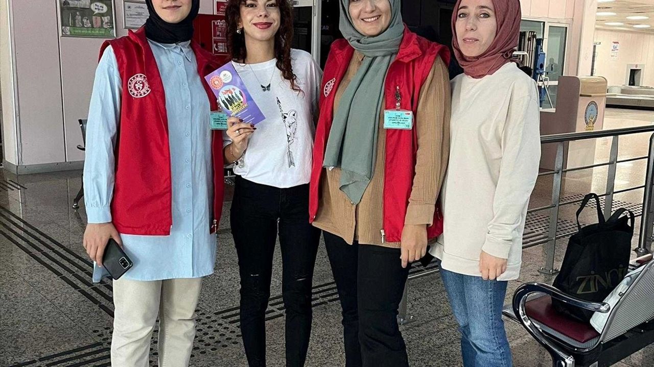 Erzurum'da Üniversite Kazanan Öğrencilere Hoşgeldin Karşılaması