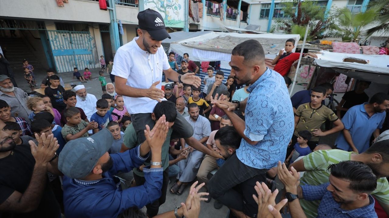 Gazze Şeridi'nde Düğün: Umut ve Sevgi İçinde Yeni Bir Başlangıç