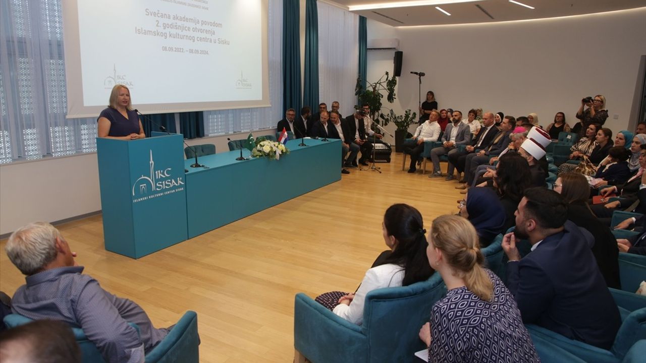 Hırvatistan'daki İslam Kültür Merkezi'nin İkinci Yılı Kutlandı