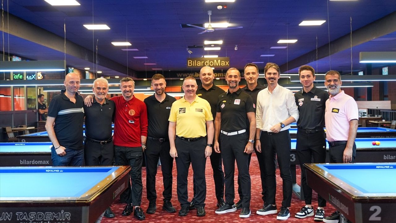 İstanbul'da 22'nci Balaban-Theory Handikaplı 3 Bant Bilardo Turnuvası Başladı