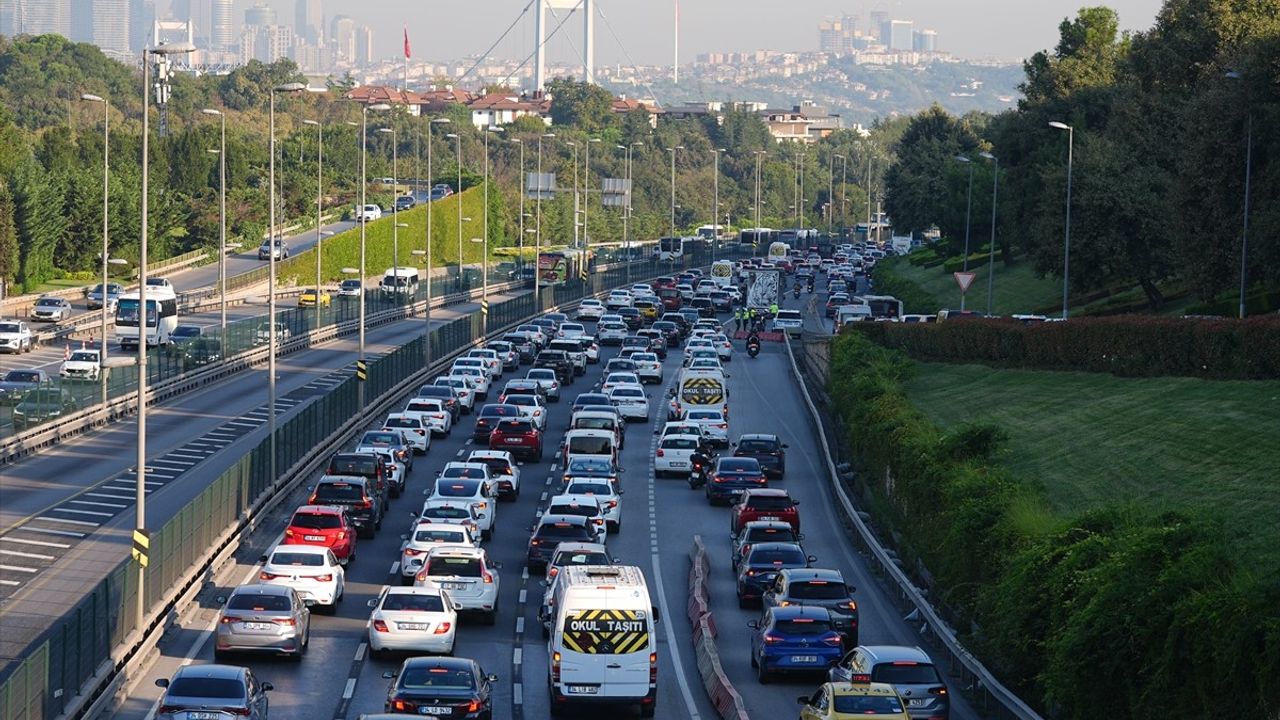 İstanbul'da Hafta Sonu Trafik Yoğunluğu