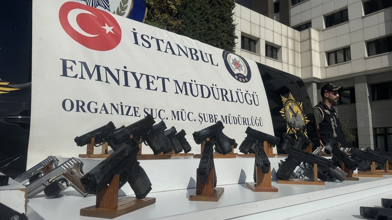 İstanbul'da Kaçak Silah Operasyonları: 9 Şüpheli Tutuklandı