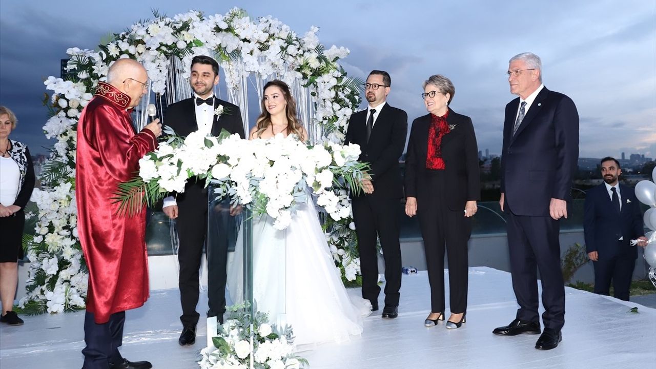 İYİ Parti Genel Başkanı Dervişoğlu, Nikah Şahidi Oldu