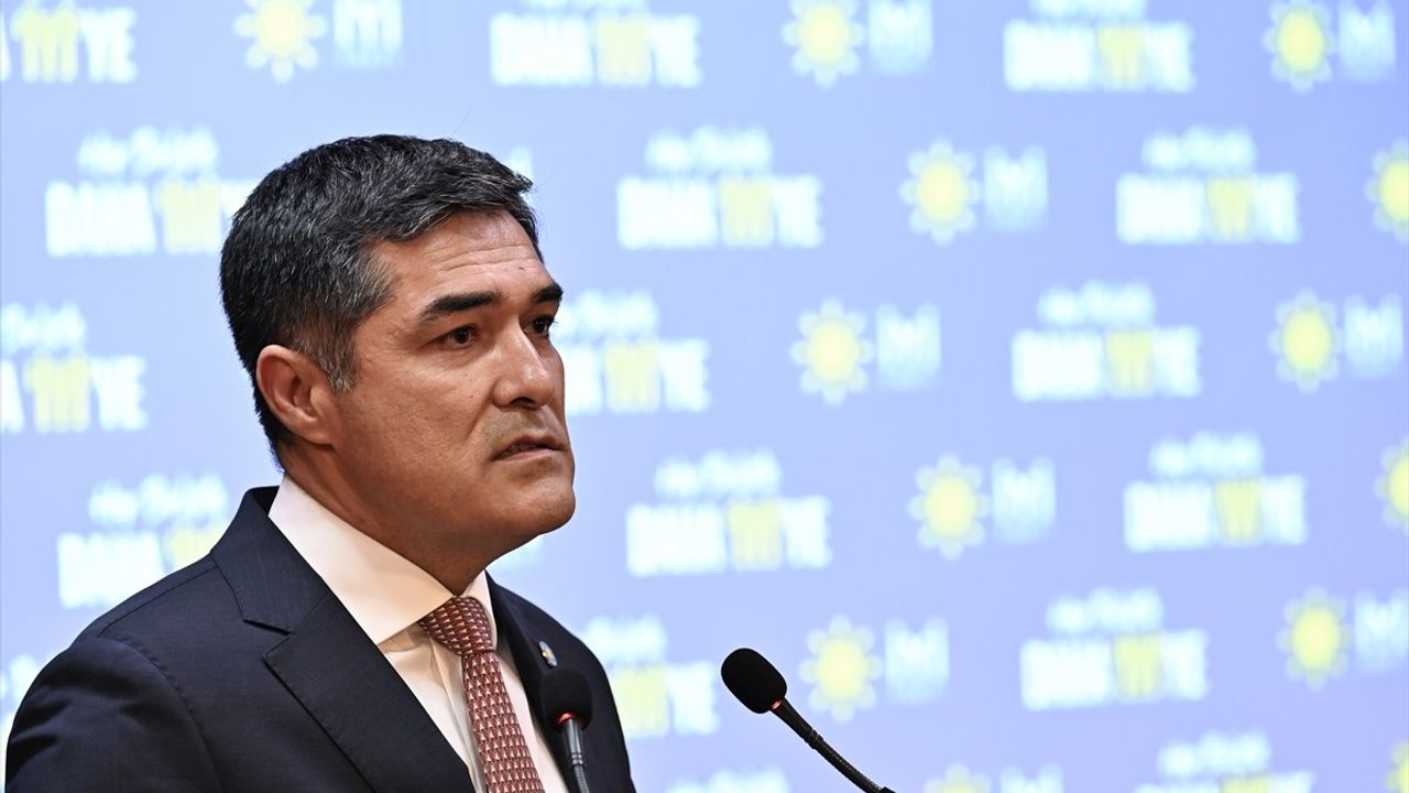 İYİ Parti'nin Yeni Uygulaması 'SenSeç' ile Üyelerin Sesi Güçleniyor