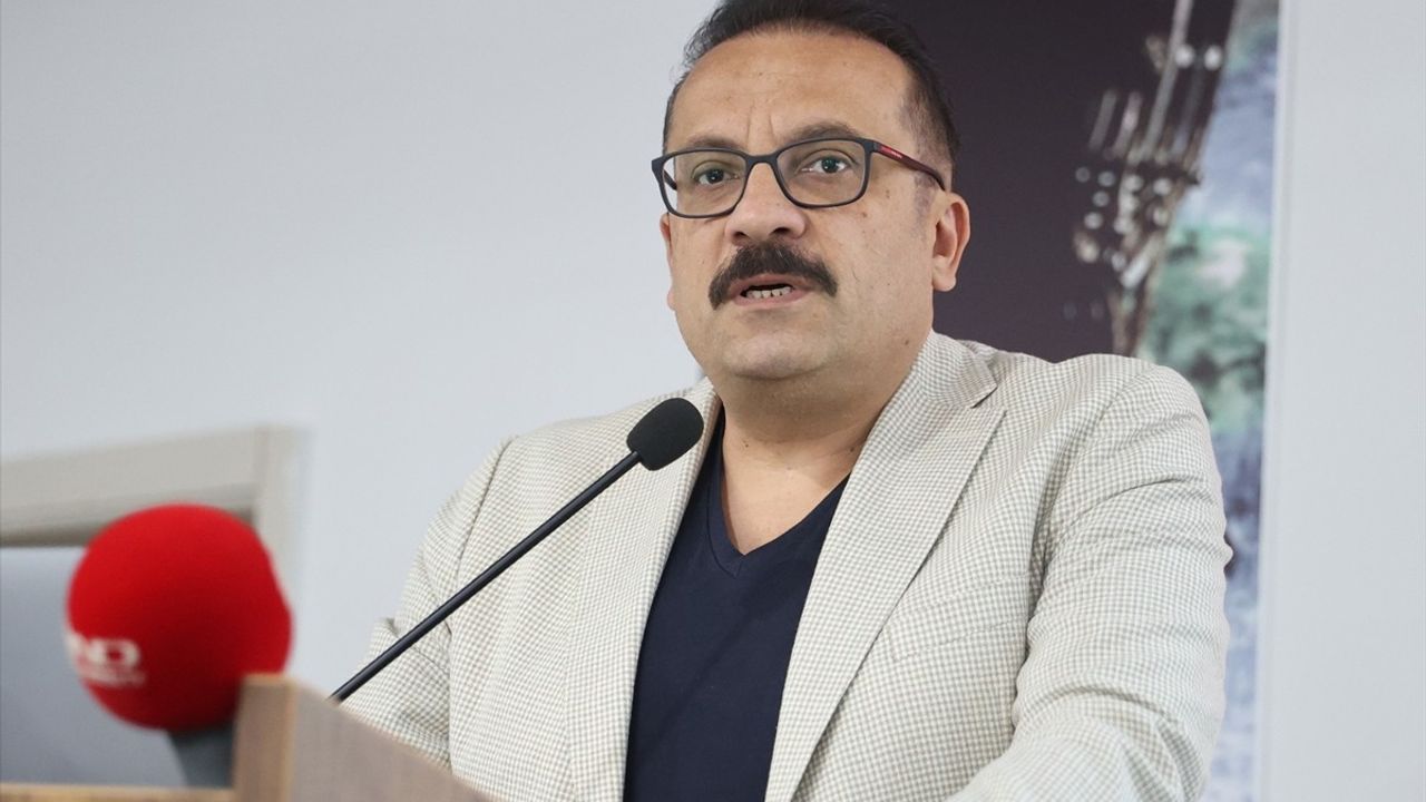 Kapadokya'daki Peribacalarının Korunması İçin Önemli Toplantı