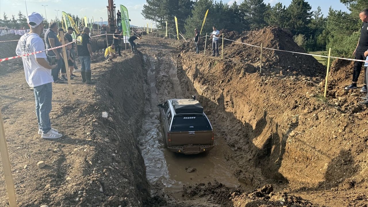Kastamonu'da Off-Road Performans Gösterisi