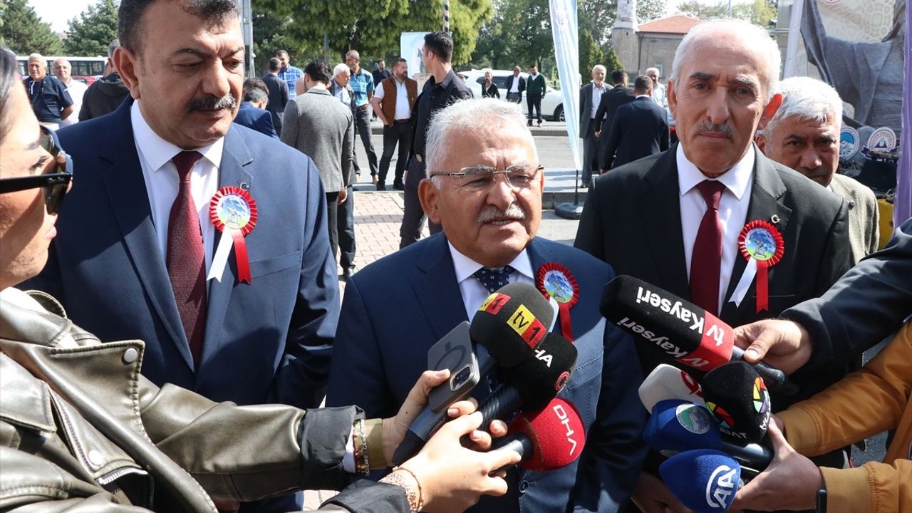 Kayseri Belediye Başkanı Büyükkılıç'tan "Mangal Partisi" İddialarına Sert Yanıt