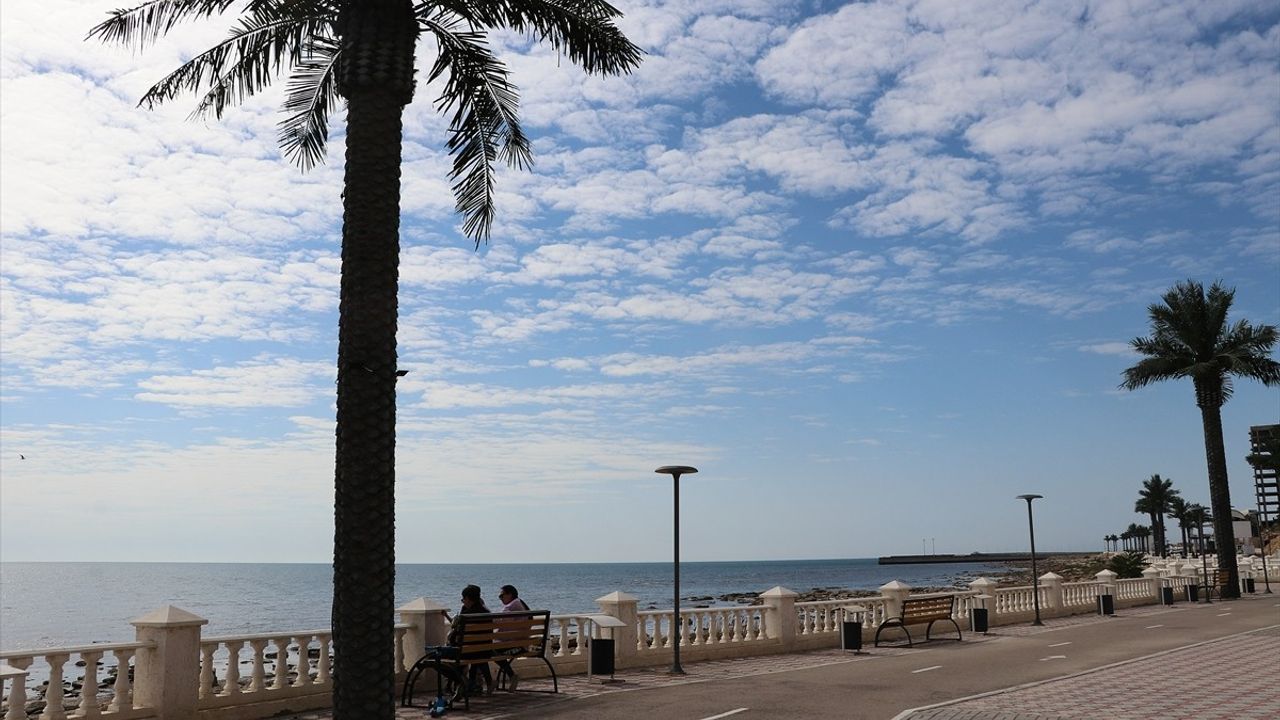 Kazakistan'da Hazar Kıyısında Yeni Bir Tatil Kenti Gelişiyor