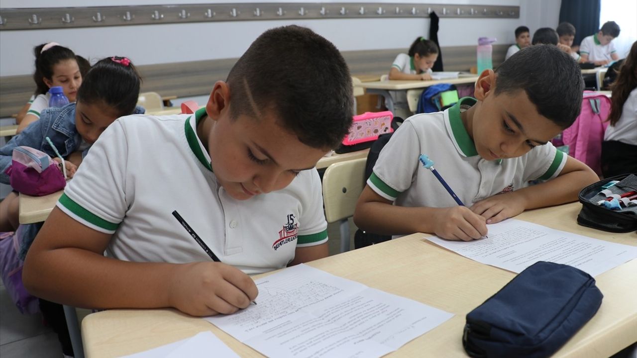 Kilis'teki Öğrencilerden Gazze İçin Anlamlı Destek