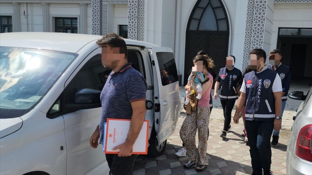 Kocaeli'de Hırsızlık Şüphelileri Tutuklandı