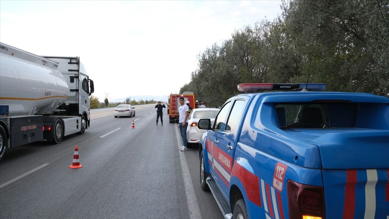 Konya'da Trafik Kazası: 1 Ölü, 1 Yaralı