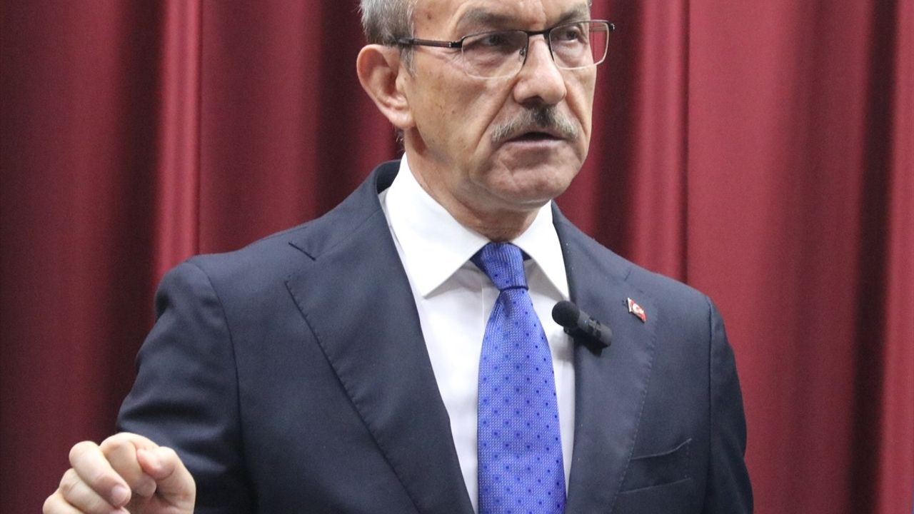 Malatya Valisi Yavuz'dan Deprem Sonrası Hızlı Yıkım ve İnşaat Açıklaması