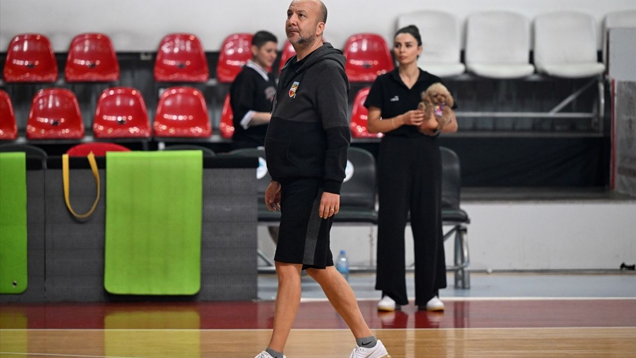 Melikgazi Kayseri Basketbol Lige Galibiyetle Girmek İstiyor