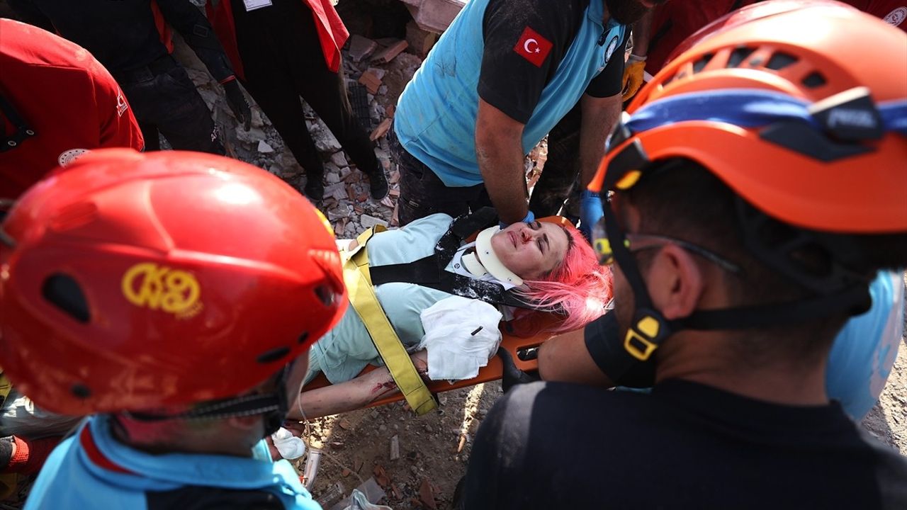 Mersin'de 7 Büyüklüğünde Deprem Tatbikatı Başladı