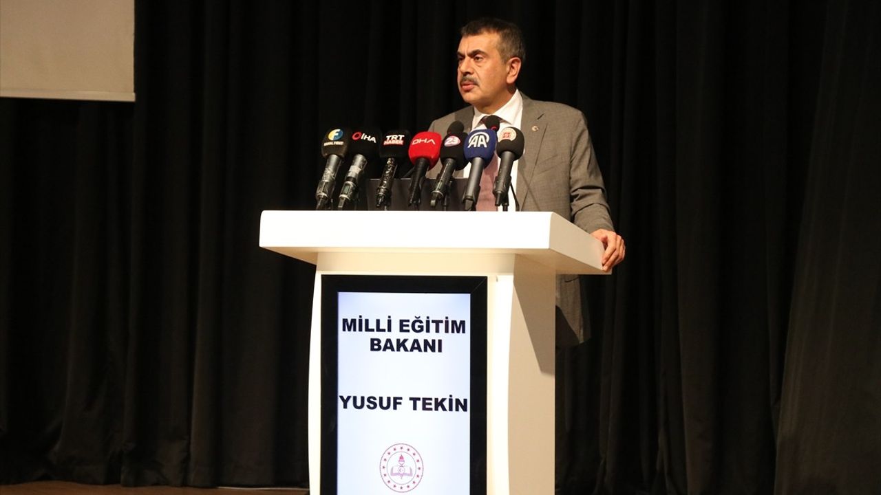 Milli Eğitim Bakanı Tekin, Elazığ'da Din Eğitimi Çalıştayı'nda Açıklamalarda Bulundu