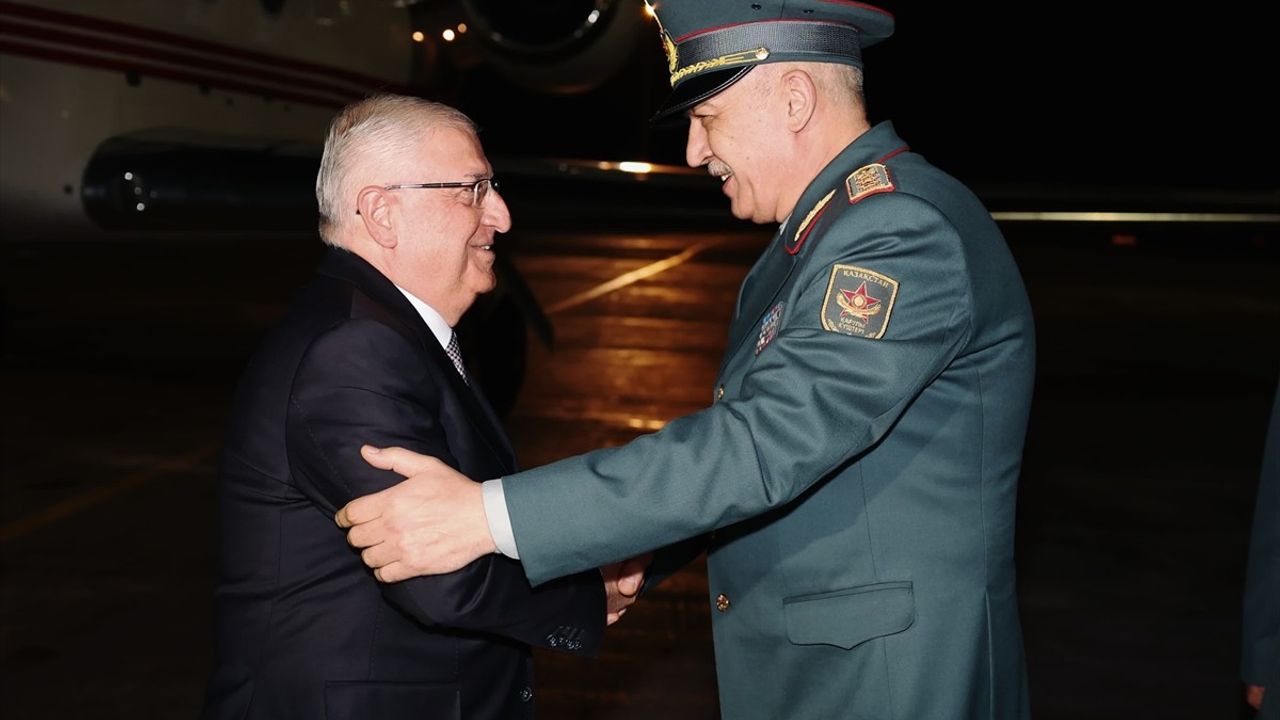 Milli Savunma Bakanı Yaşar Güler, Kazakistan'da Resmi Temaslarda Bulundu