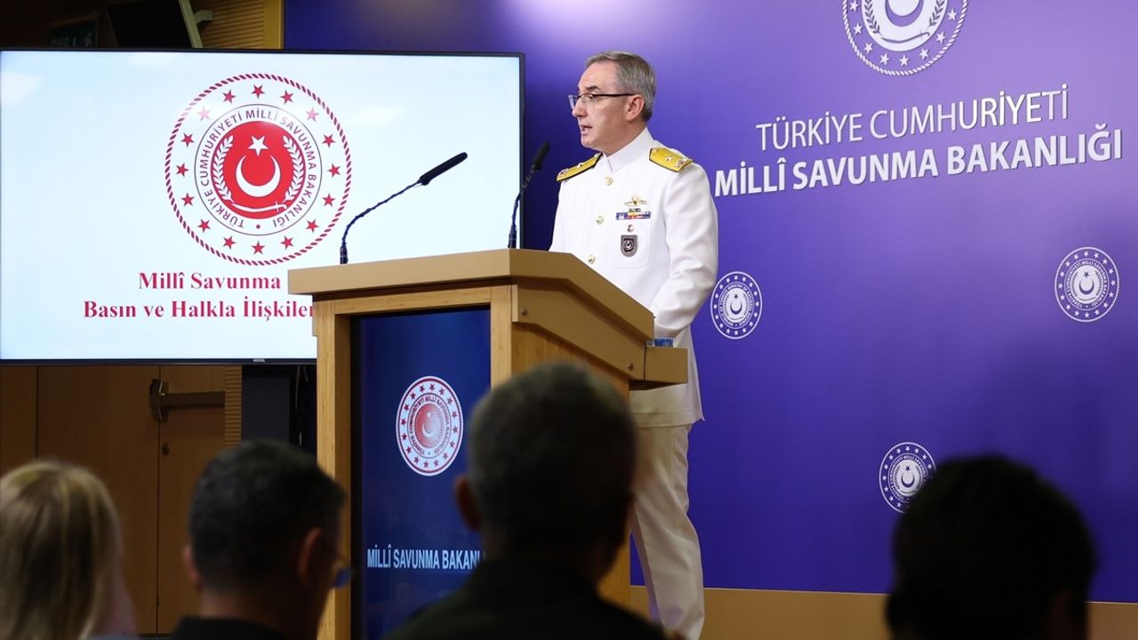 Milli Savunma Bakanlığı'ndan Basın Bilgilendirme Toplantısı