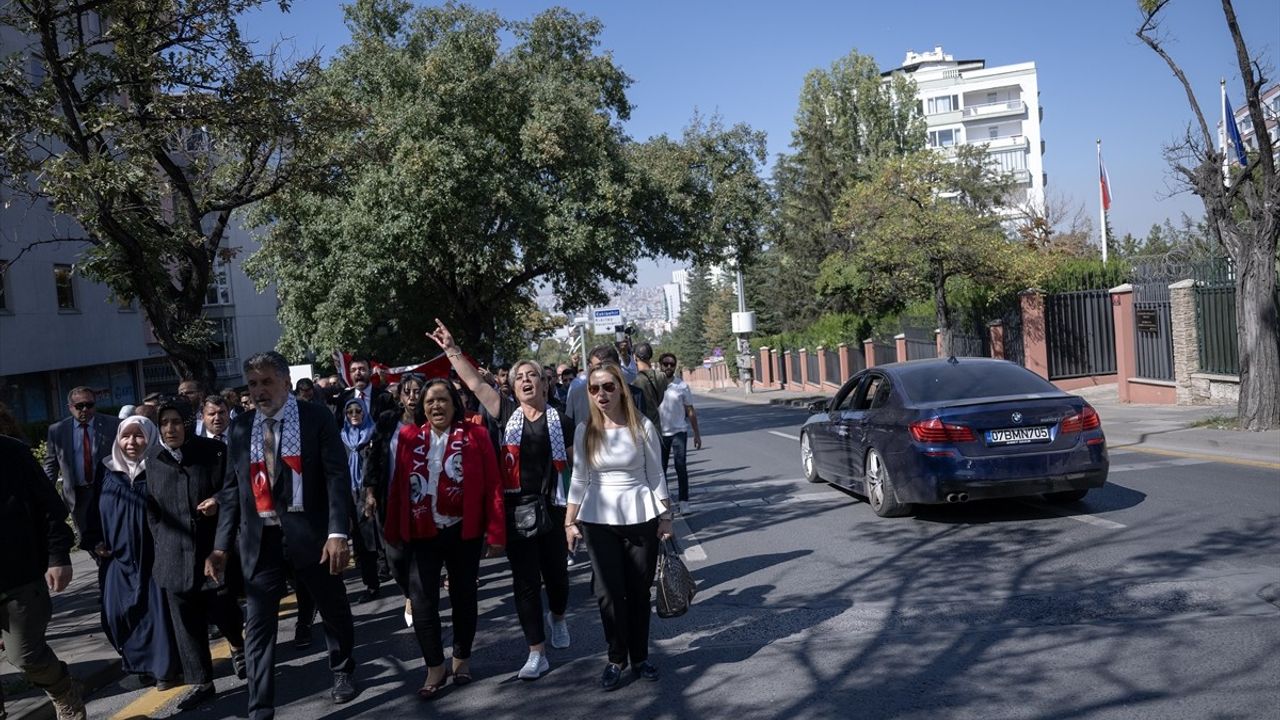 Milli Yol Partisi'nden İsrail Protestosu