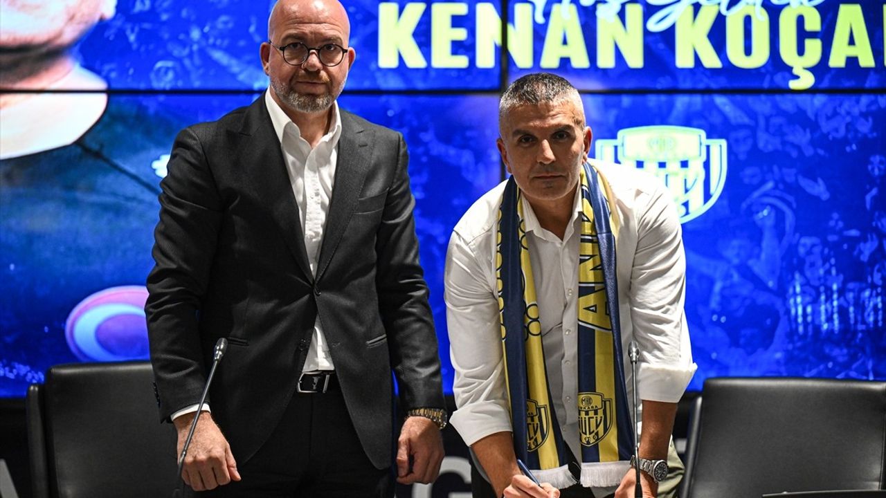 MKE Ankaragücü Kenan Koçak ile Yollarını Birleştirdi