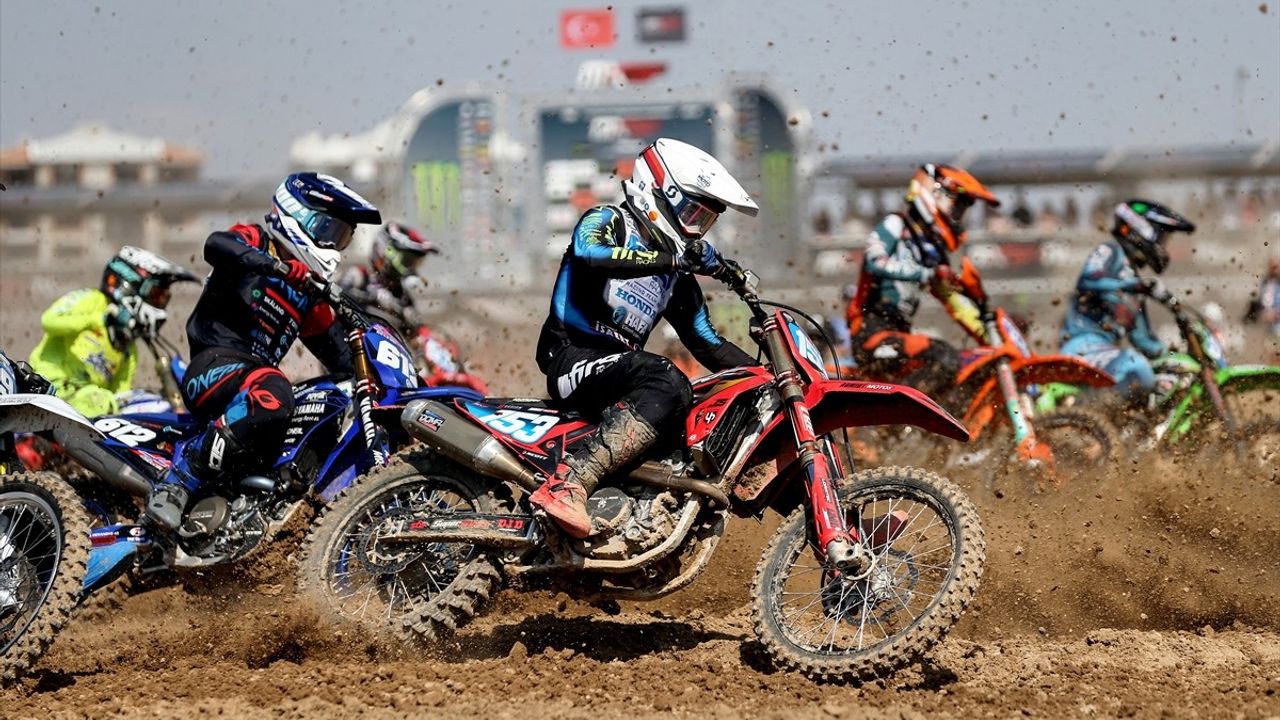 MXGP Türkiye'de İlk Gün Yarışları Tamamlandı