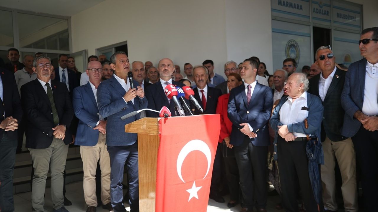 Özgür Özel'den Avşa Adası'nda Çarpıcı Mesajlar