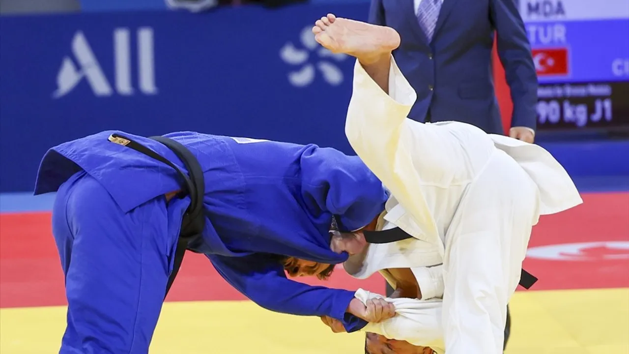 Paris 2024 Paralimpik Oyunları'nda Yasin Çimciler 5. Oldu