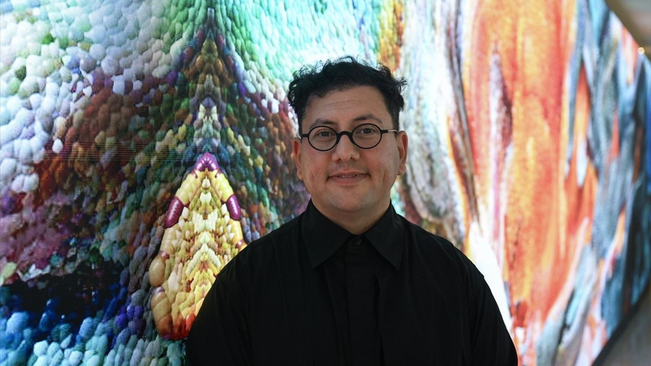 Refik Anadol, BM Genel Merkezi'nde Yapay Zeka Destekli Sergi Açtı