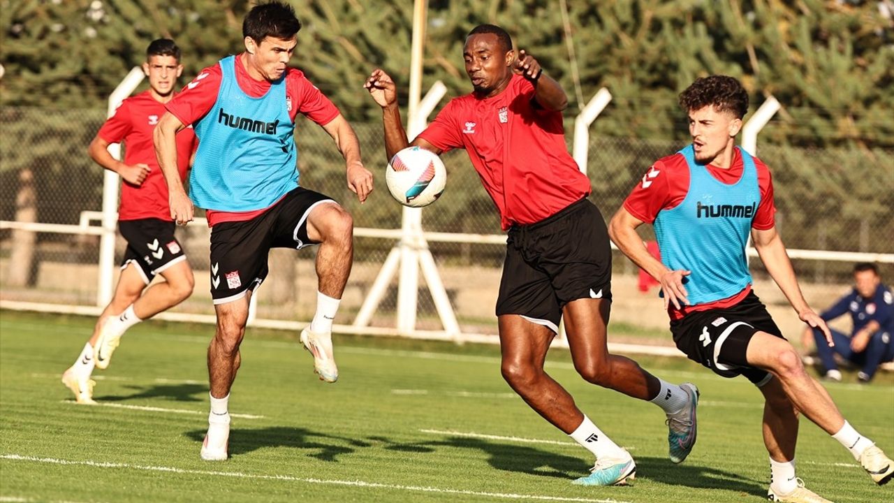 Sivasspor, Göztepe Maçına Hazırlıklarını Sürdürüyor