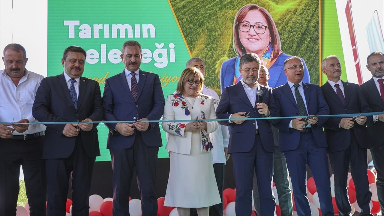 Tarım ve Orman Bakanı Yumaklı, Gaziantep’te Ekmek Fabrikası Açılışında Vizyonunu Paylaştı