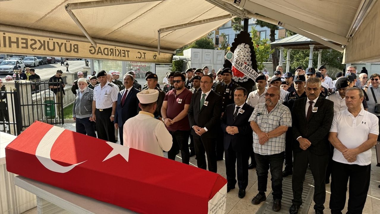 Tekirdağ'da Kıbrıs Gazisi Şemşettin Çavuşoğlu'nun Cenazesi Törenle Uğurlandı