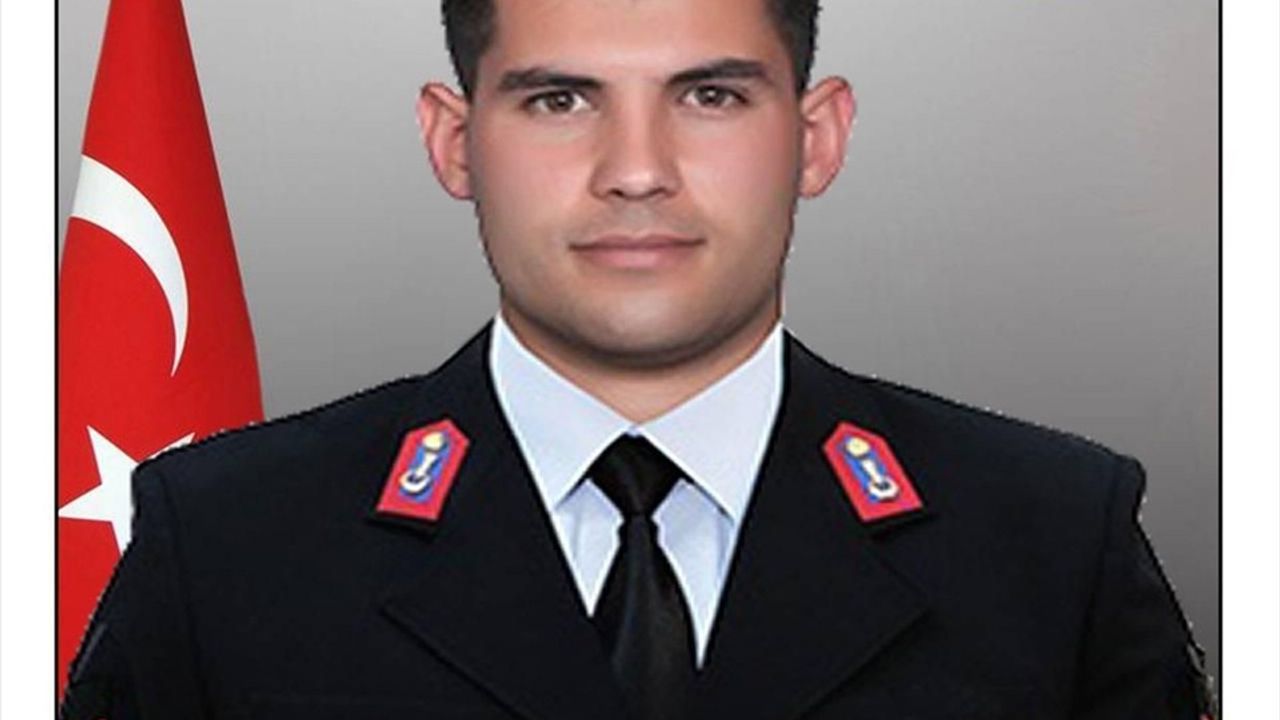 Tunceli'de Zırhlı Araç Kazasında 4 Asker Şehit Oldu